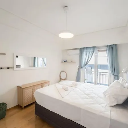 Spacious Urban In The Heart Of *