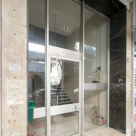 Apartment Spacious Urban In The Heart Of