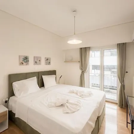 Apartment Spacious Urban In The Heart Of *