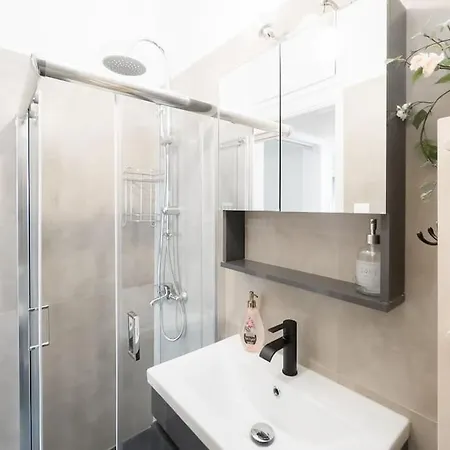 Apartment Spacious Urban In The Heart Of Athens
