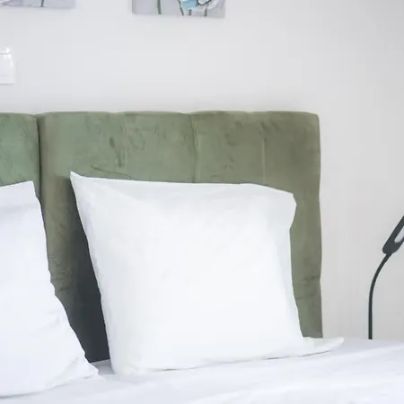 Spacious Urban In The Heart Of Apartment Athens