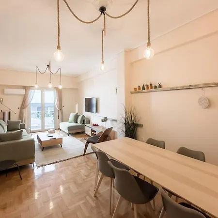 Apartment Spacious Urban In The Heart Of Athens